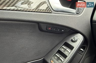 Седан Audi A4 2014 в Львові