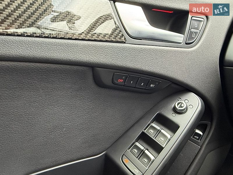 Седан Audi A4 2014 в Львові