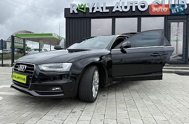 Седан Audi A4 2014 в Львові