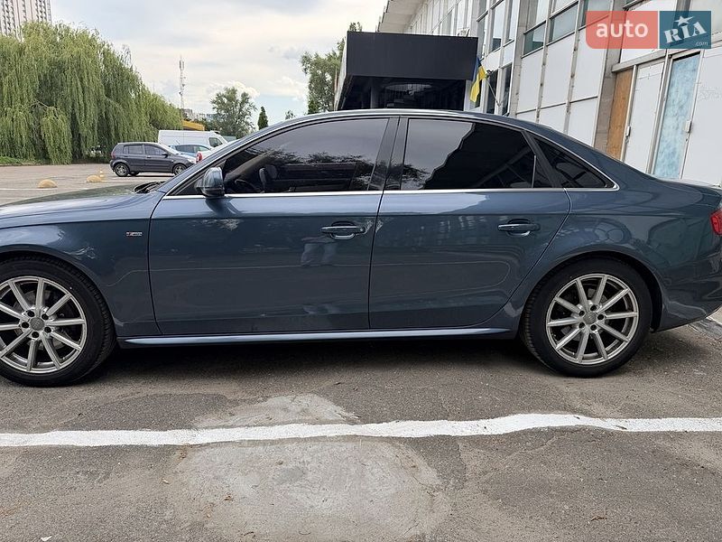 Седан Audi A4 2014 в Ірпені