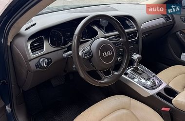 Седан Audi A4 2014 в Ірпені