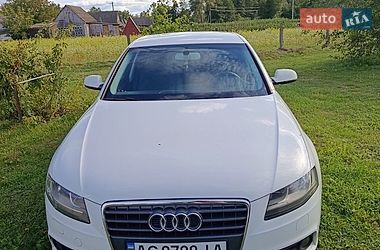 Седан Audi A4 2009 в Ратным