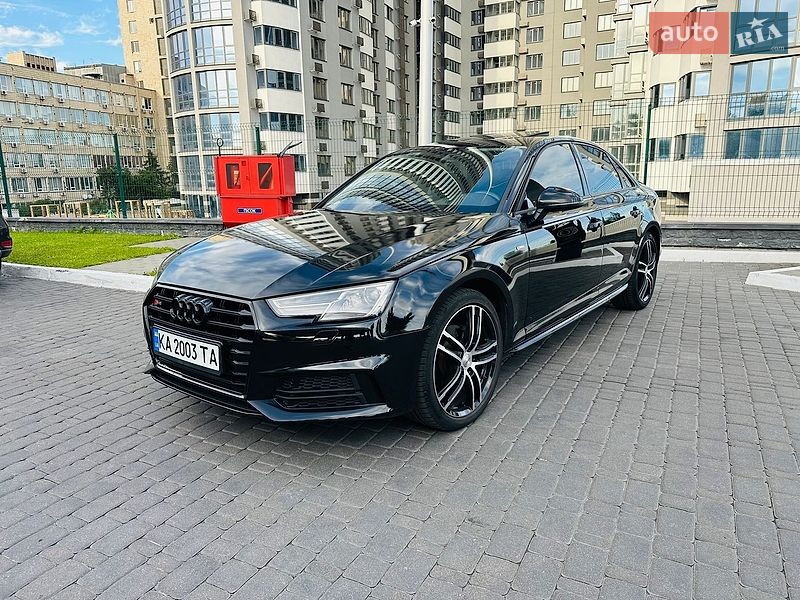 Audi A4 2017 Audi A4 2017