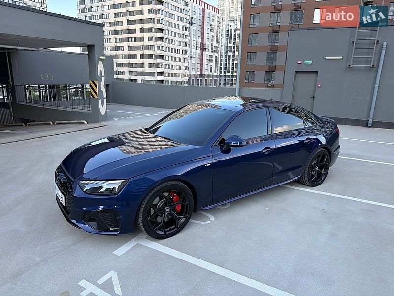 Седан Audi A4 2021 в Києві