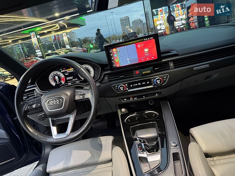 Седан Audi A4 2021 в Києві