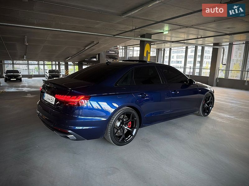 Седан Audi A4 2021 в Києві