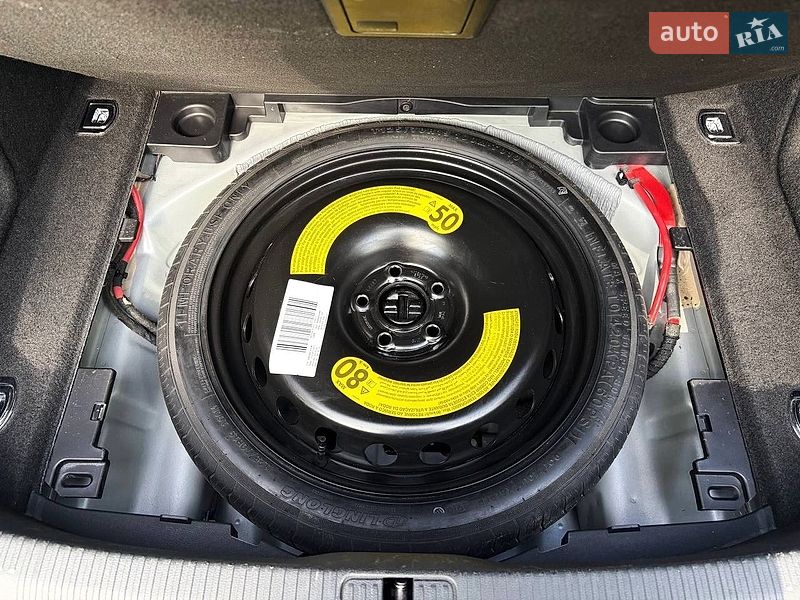 Седан Audi A4 2020 в Кропивницком