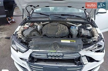 Седан Audi A4 2018 в Львове