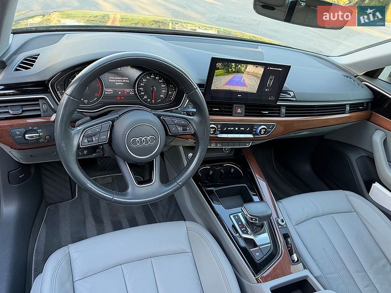 Седан Audi A4 2020 в Львові