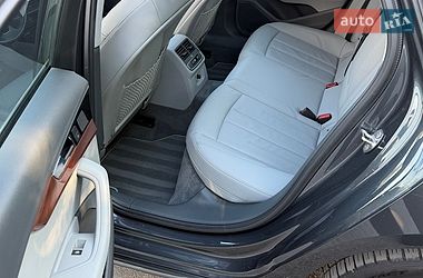 Седан Audi A4 2020 в Львові