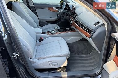 Седан Audi A4 2020 в Львові