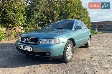 Седан Audi A4 1999 в Липовце