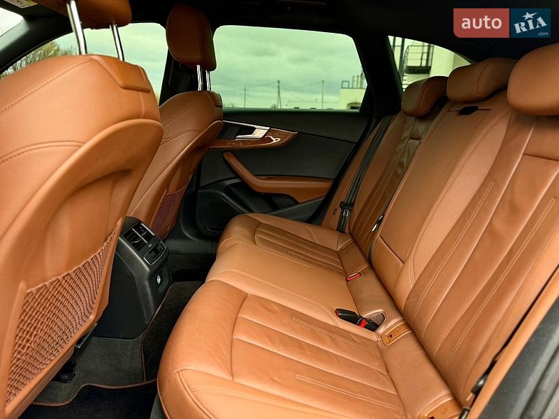 Універсал Audi A4 2022 в Луцьку