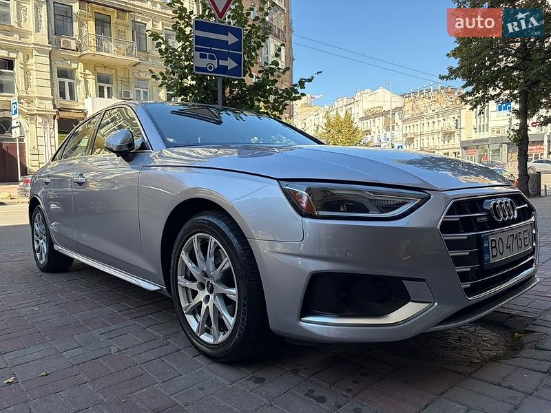 Audi A4 2021