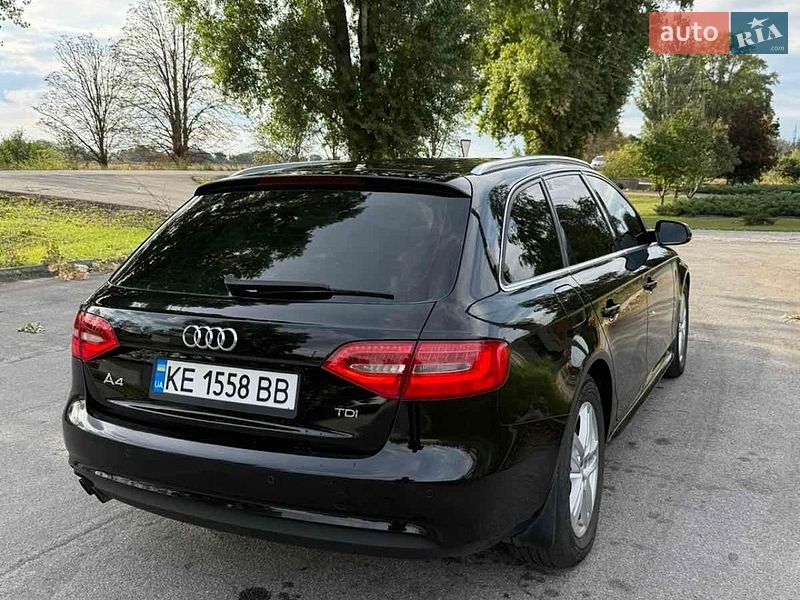 Універсал Audi A4 2012 в Дніпрі