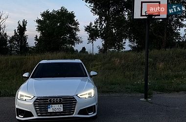 Седан Audi A4 2019 в Новых Санжарах