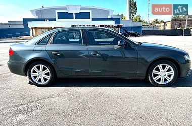 Седан Audi A4 2009 в Запоріжжі