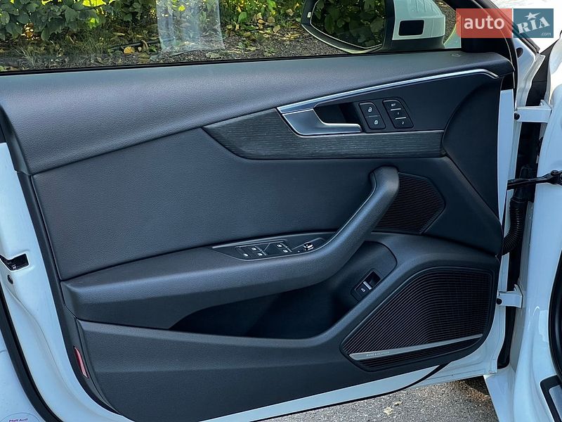 Седан Audi A4 2016 в Києві фото 28 Седан Audi A4 2016 в Києві