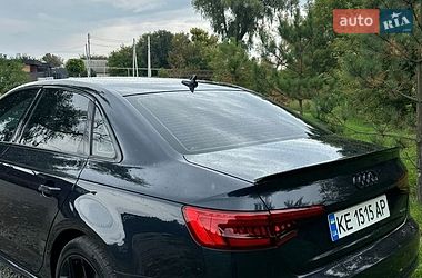 Седан Audi A4 2016 в Дніпрі