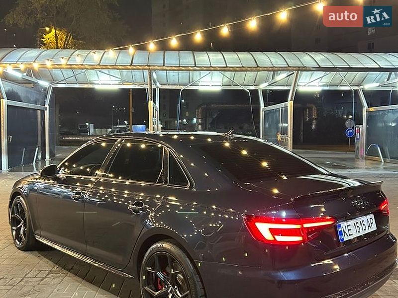 Седан Audi A4 2016 в Дніпрі