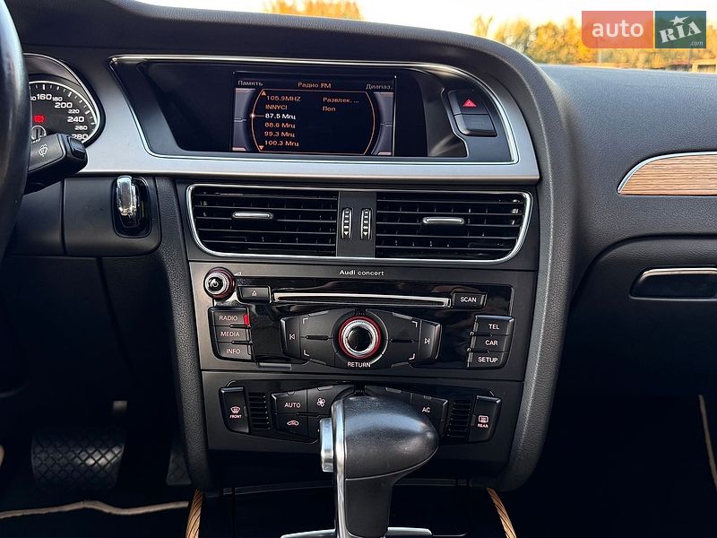 Седан Audi A4 2012 в Вінниці