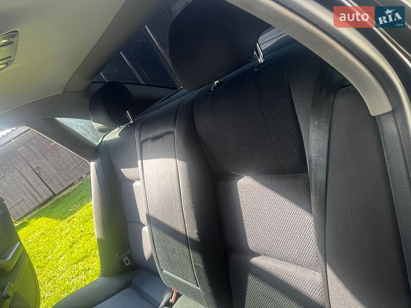 Седан Audi A4 2003 в Надвірній