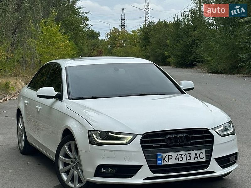 Седан Audi A4 2013 в Запорожье