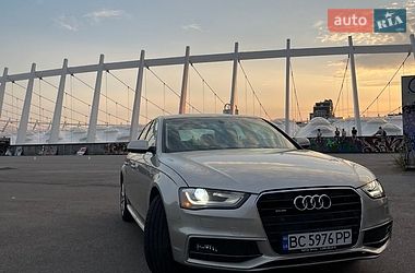 Седан Audi A4 2014 в Киеве