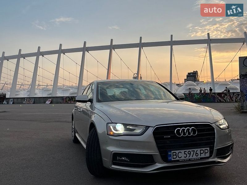 Седан Audi A4 2014 в Киеве