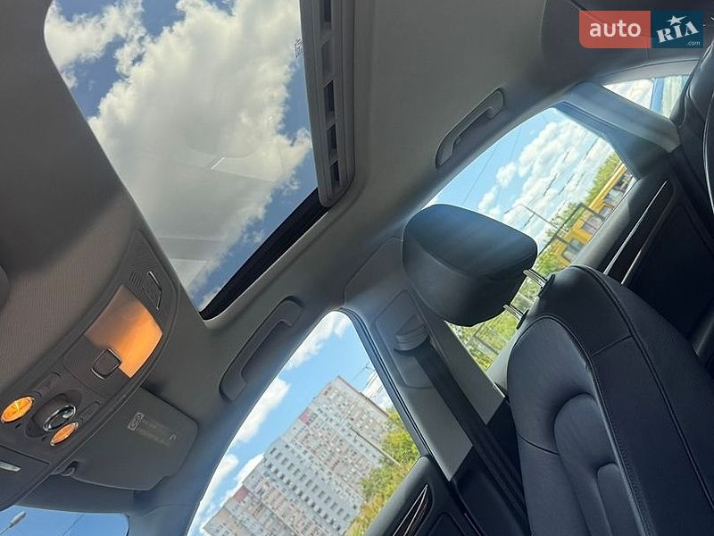 Седан Audi A4 2014 в Киеве