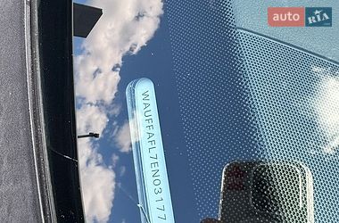 Седан Audi A4 2014 в Киеве