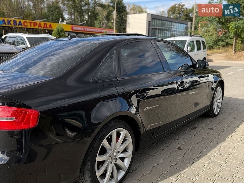 Седан Audi A4 2013 в Тернополі
