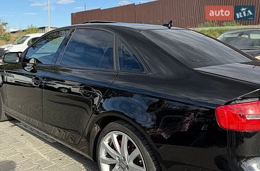 Седан Audi A4 2013 в Тернополі