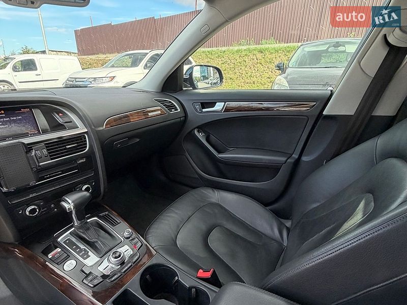 Седан Audi A4 2013 в Тернополі