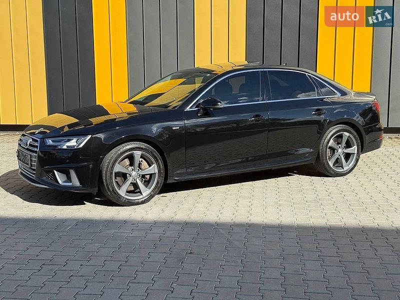 Седан Audi A4 2018 в Виннице