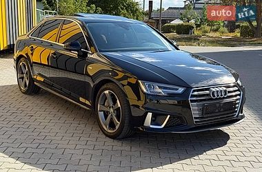 Седан Audi A4 2018 в Виннице