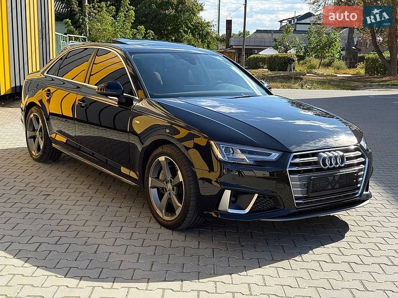 Седан Audi A4 2018 в Виннице