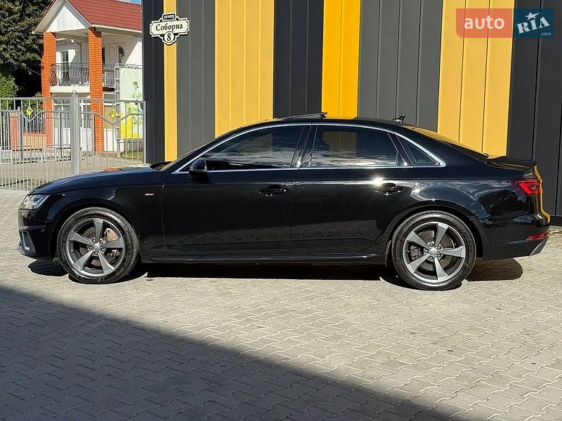 Седан Audi A4 2018 в Виннице