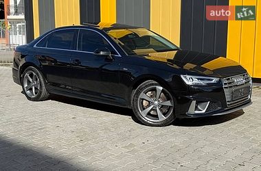 Седан Audi A4 2018 в Виннице