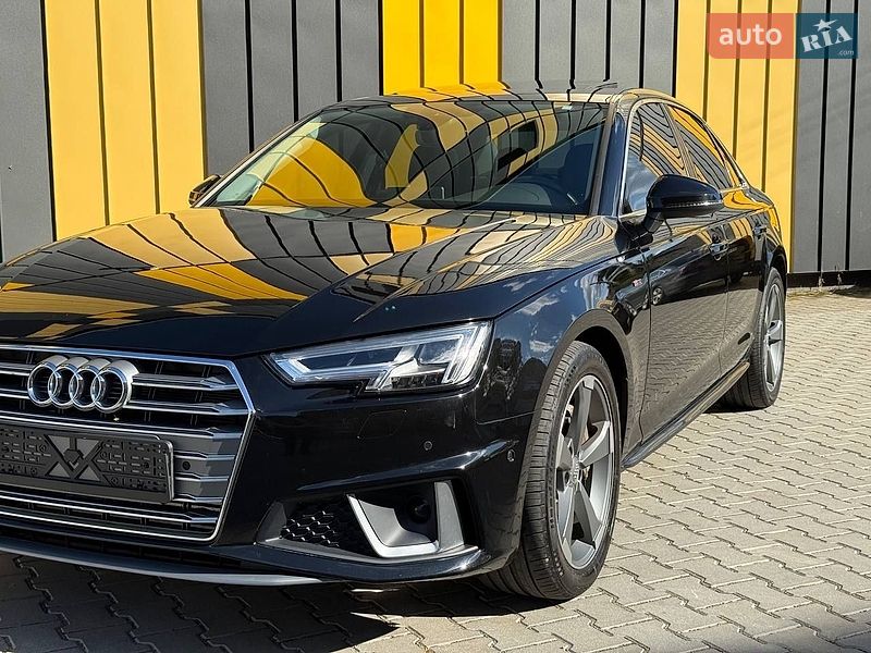 Седан Audi A4 2018 в Виннице