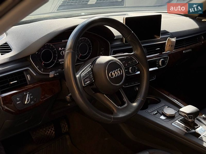 Седан Audi A4 2018 в Виннице