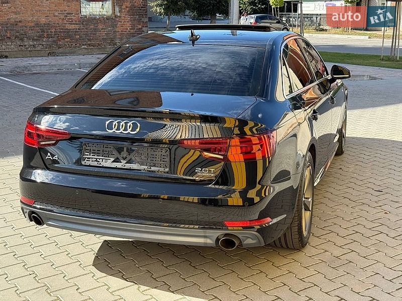 Седан Audi A4 2018 в Виннице