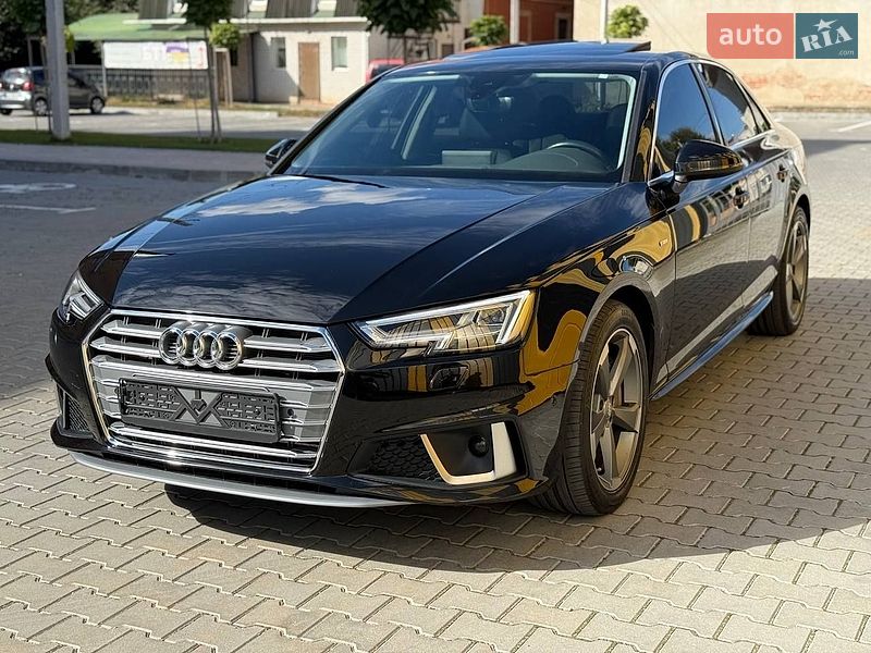 Седан Audi A4 2018 в Виннице