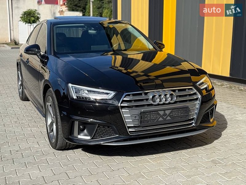 Седан Audi A4 2018 в Виннице