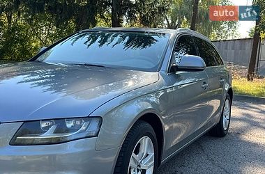 Универсал Audi A4 2009 в Кицмани