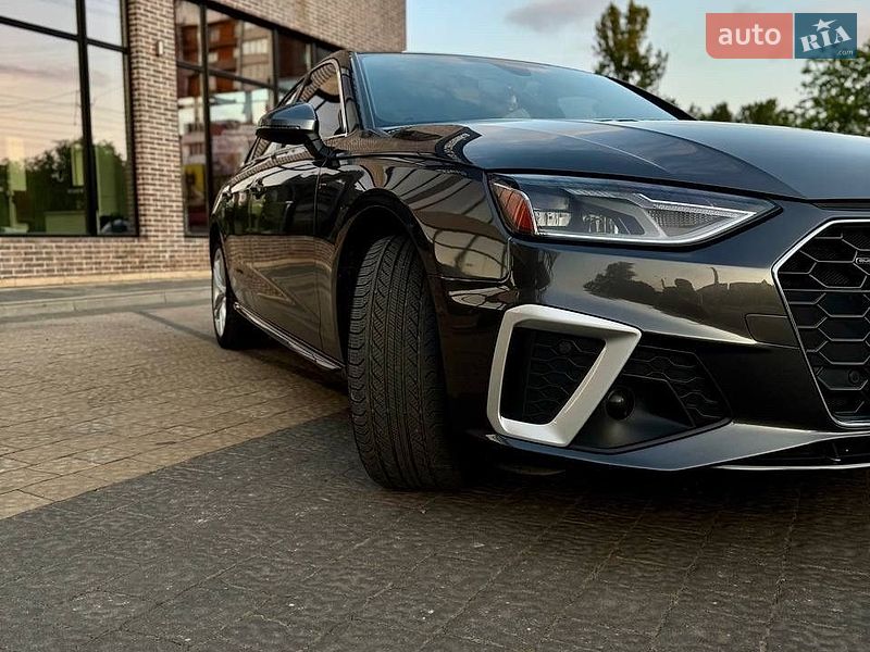 Седан Audi A4 2020 в Львове