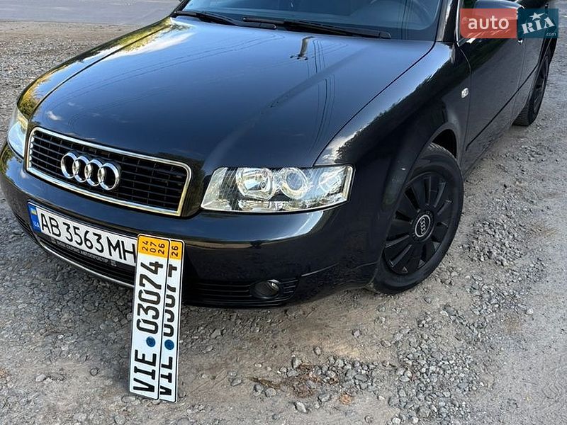 Седан Audi A4 2004 в Виннице