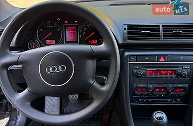 Седан Audi A4 2004 в Виннице