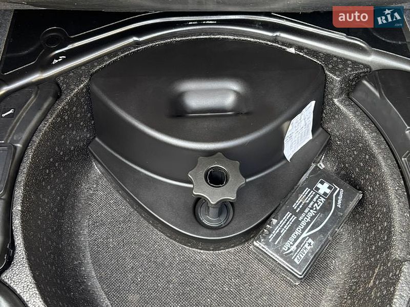 Седан Audi A4 2004 в Виннице