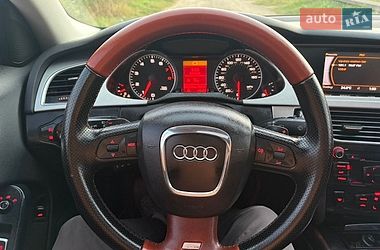 Седан Audi A4 2010 в Турці